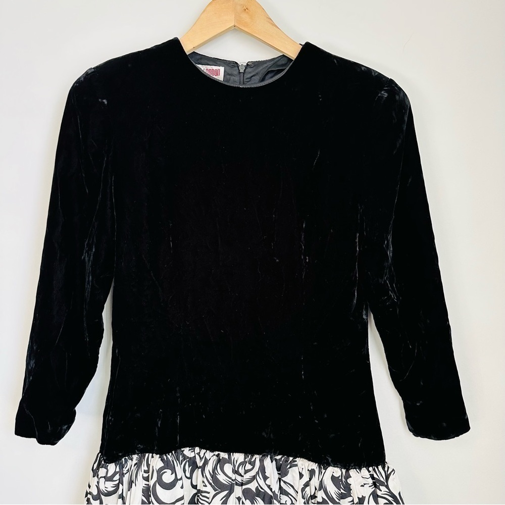 VTG Maggy London 90's Black and White Floral Long Sleeve Velvet Dress Bubble Hem - Picture 5 of 13